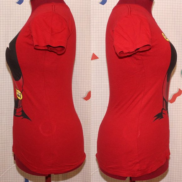 Deadpool red t-shirt - Picture 3 of 4